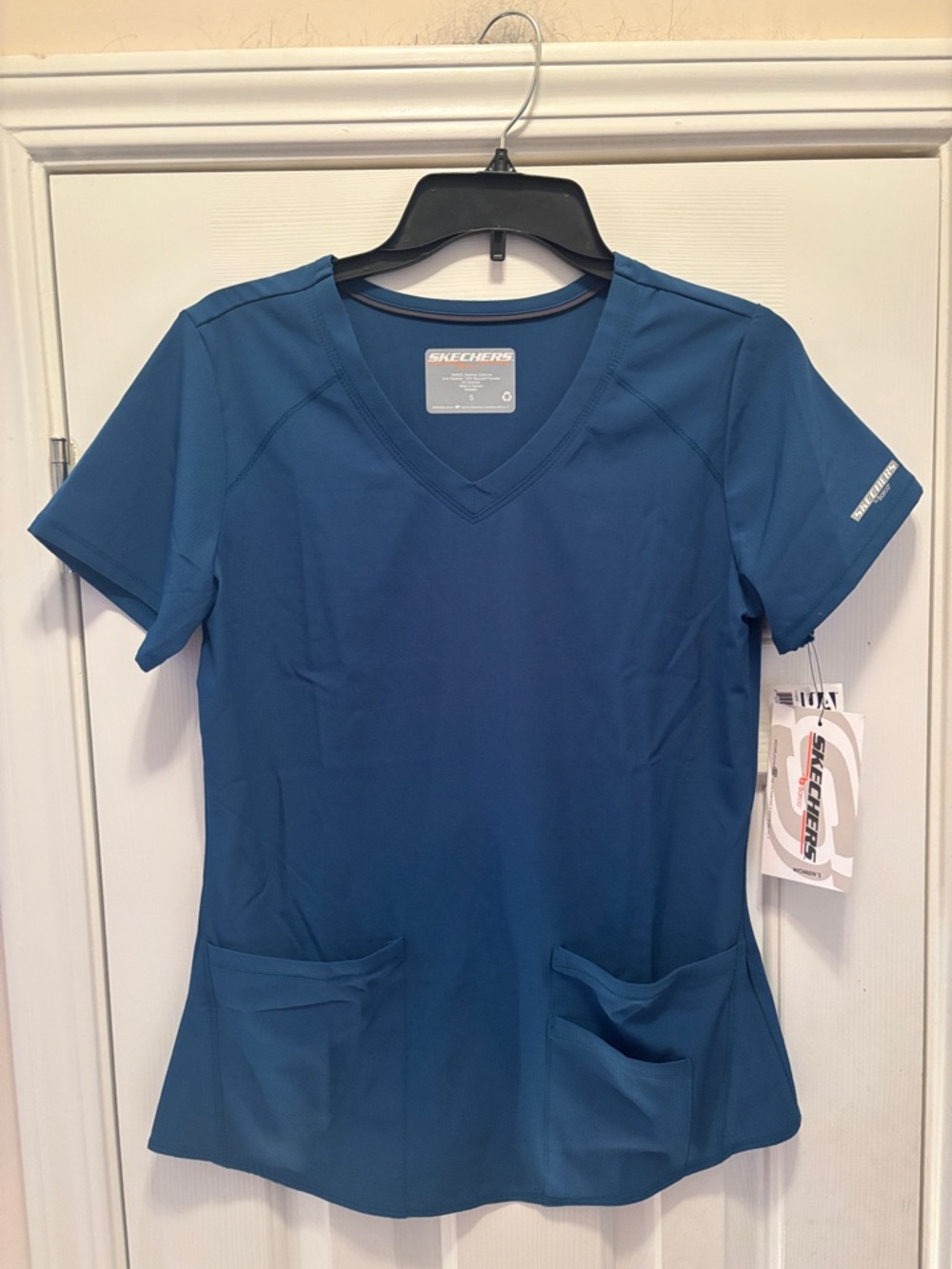 NWT Skechers Women's Teal V-Neck Short Sleeve Scrub Top